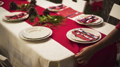 Jak udekorować stół na święta Bożego Narodzenia?
