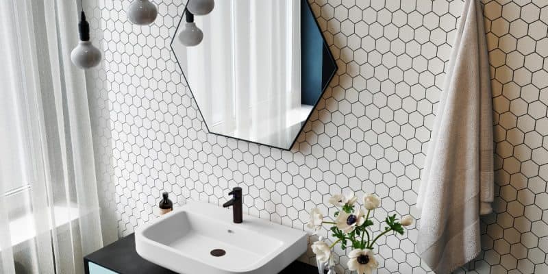 Mozaika w łazience - jaką wybrać i jak dopasować?