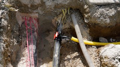 Podłączenie hydrauliki na budowie - co się przyda?