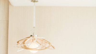 Jak dopasować lampę sufitową do wnętrza?