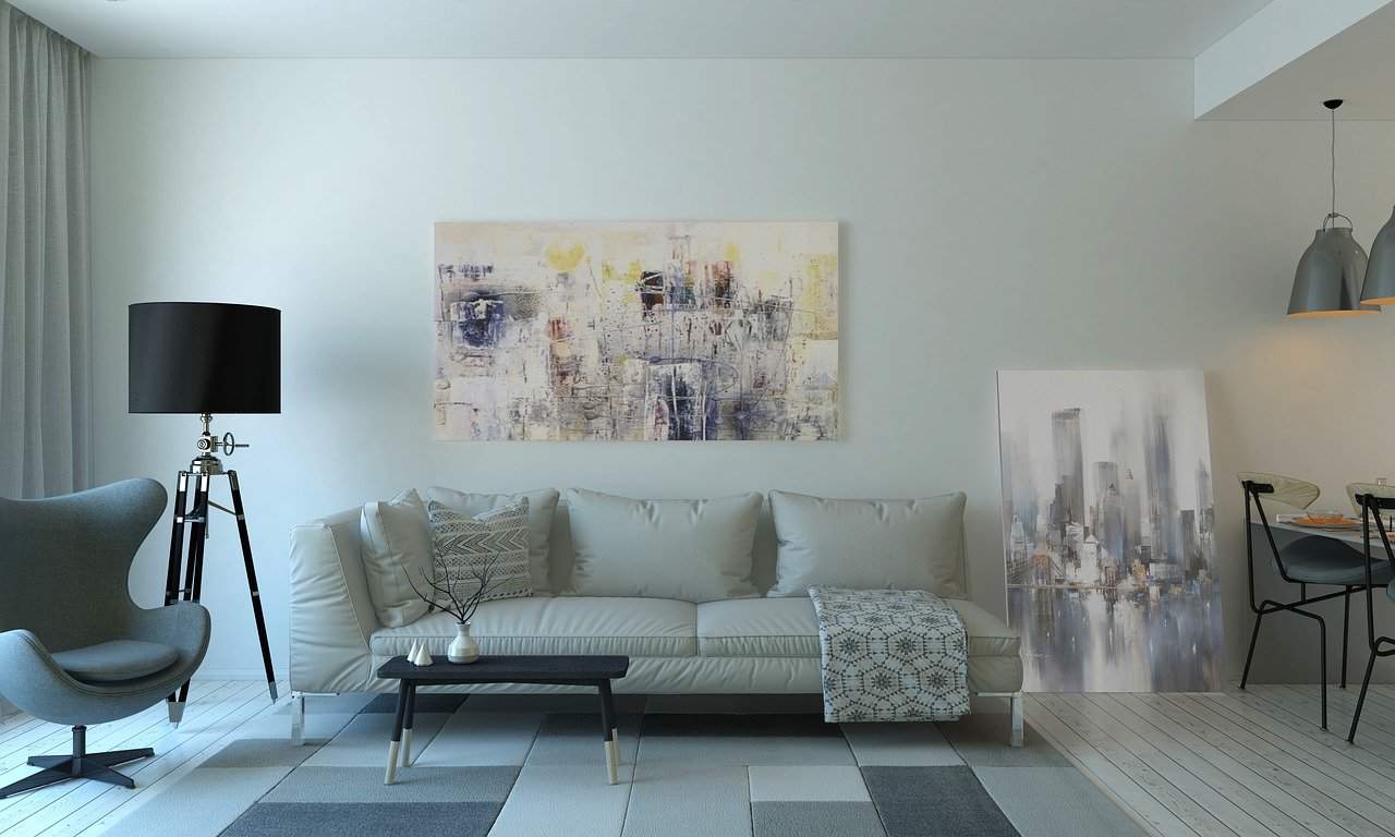 Canvas print or painting – what to choose for your wall?